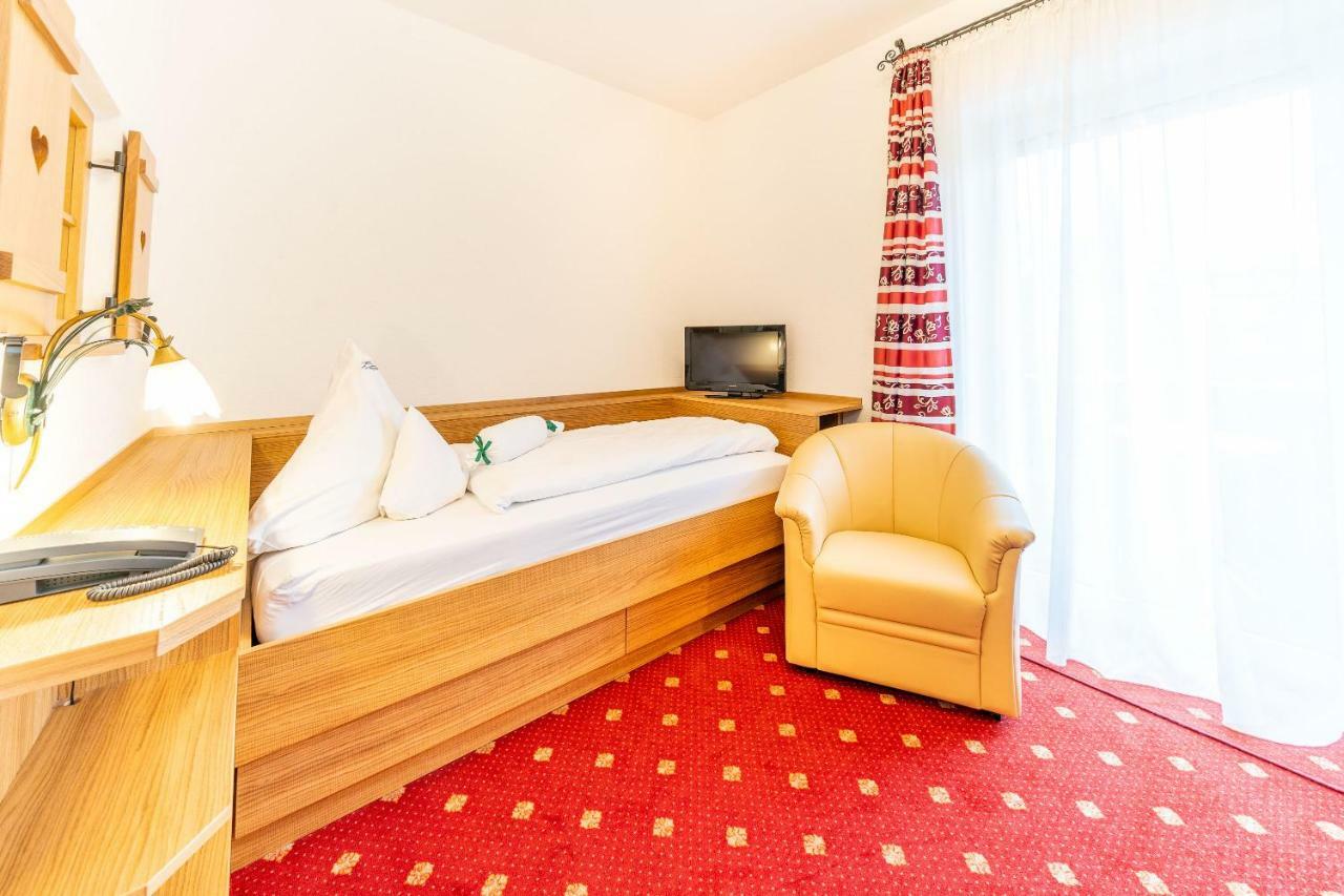 Hotel Alpenhof Bad Worishofen Bagian luar foto